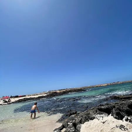 Apartment Sea